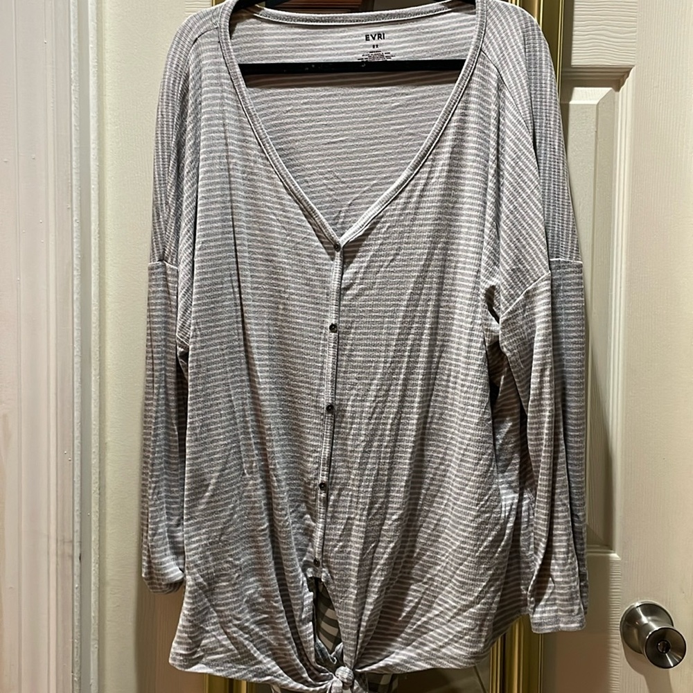 Evri shirt